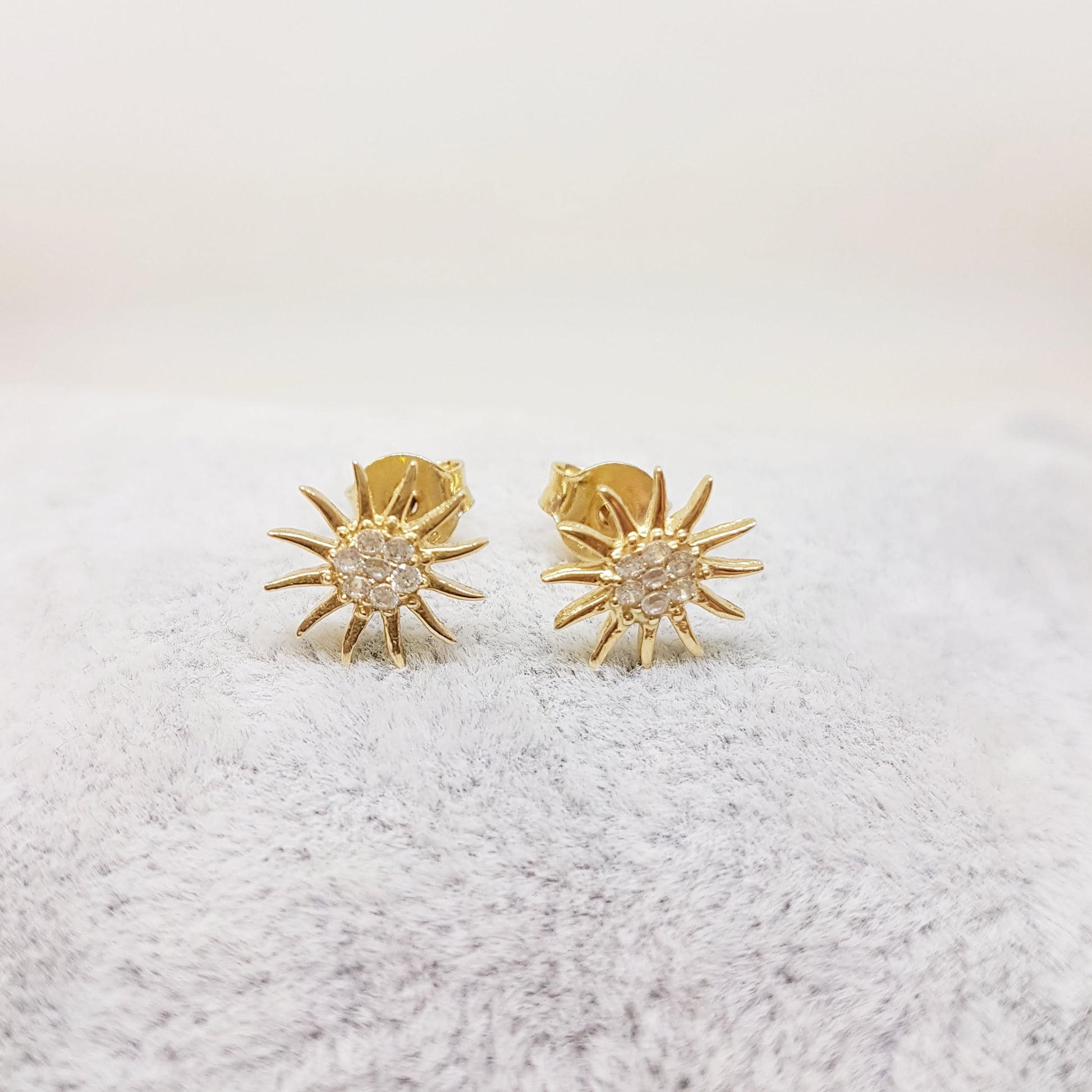 14K Gold Sun Stud Earrings Decorated with Zirconia Stones Tiny Dainty Delicate Charm Trendy The best way to say You are my sun shine for women jewelry girlfriend mom