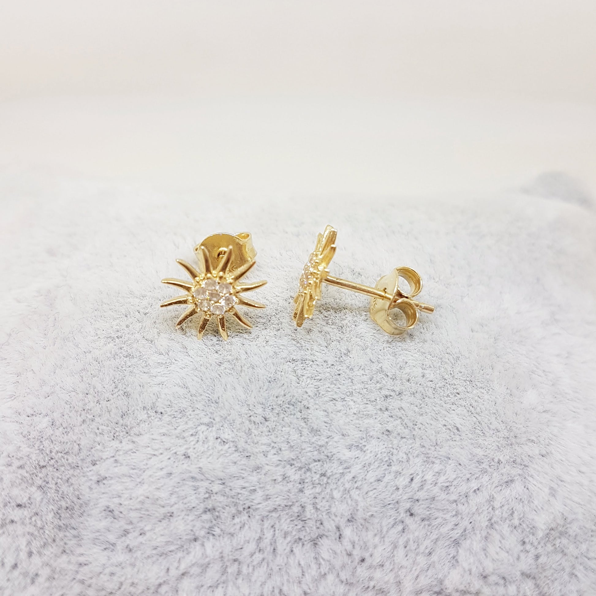 14K Gold Sun Stud Earrings Decorated with Zirconia Stones Tiny Dainty Delicate Charm Trendy The best way to say You are my sun shine for women jewelry girlfriend mom