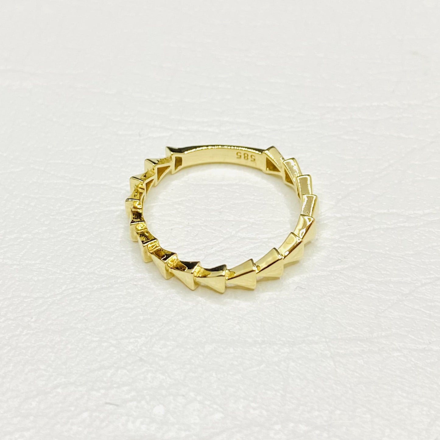 14K Gold Triangle Ring for Women, Beaded Triangle Design Jewelry, Stackable Ring Gold , Triangle Shape Ring,