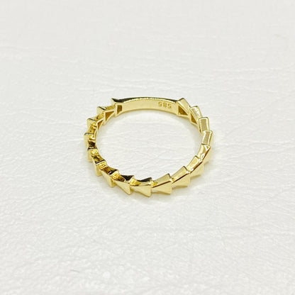 14K Gold Triangle Ring for Women, Beaded Triangle Design Jewelry, Stackable Ring Gold , Triangle Shape Ring,