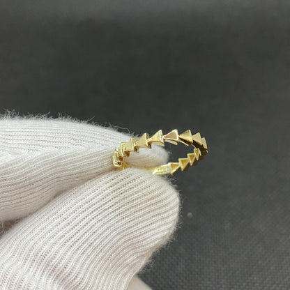 14K Gold Triangle Ring for her, Beaded Triangle Design Jewelry, Dainty Stackable Ring Gold , Triangle Shape Ring,