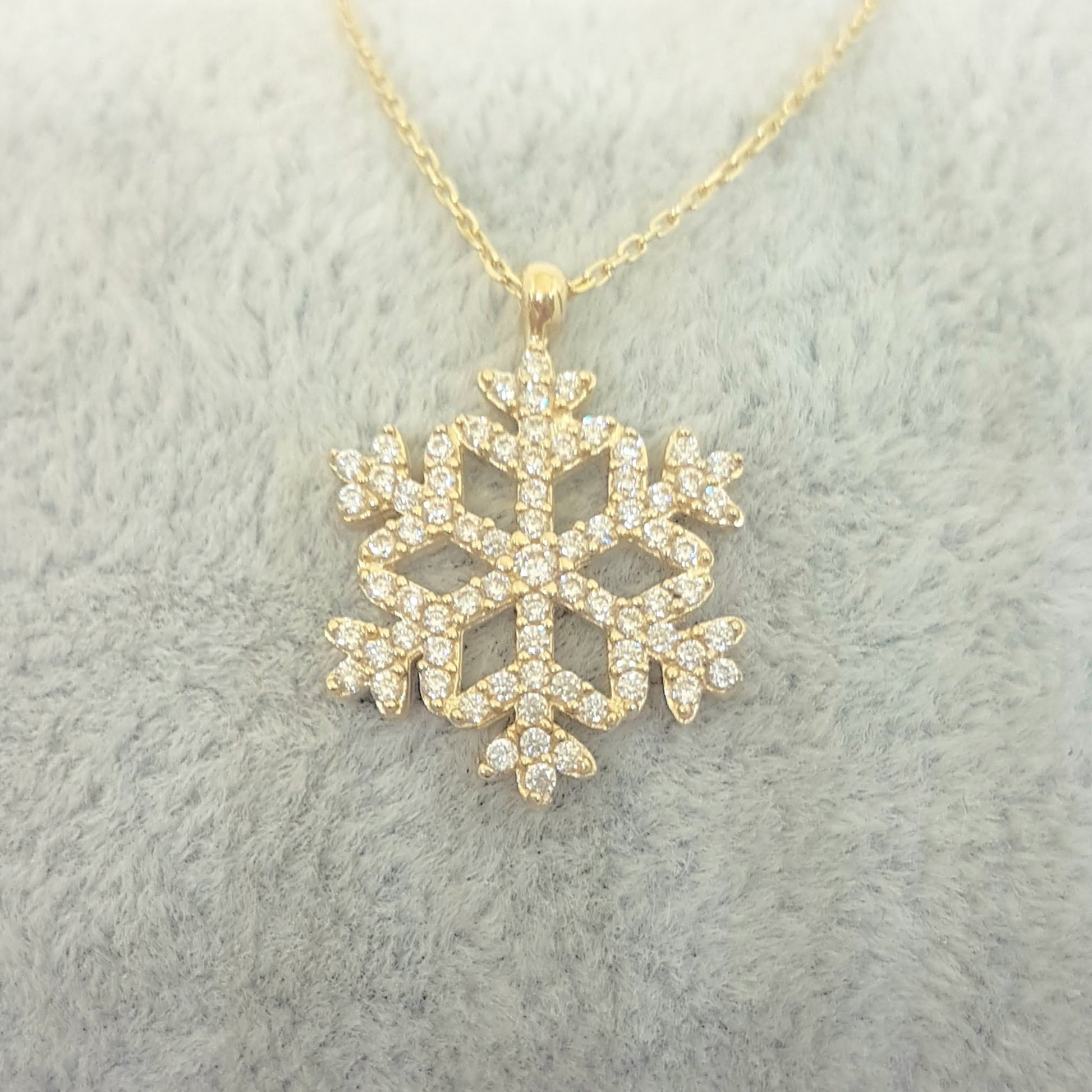 14K Real Solid Gold Snowflake Design with Zirconia Stones Cute Dainty Charm Elegant Delicate Trendy Pendant Necklace Best Birthday Gift for Women Jewelry Girlfriend Wife Mother
