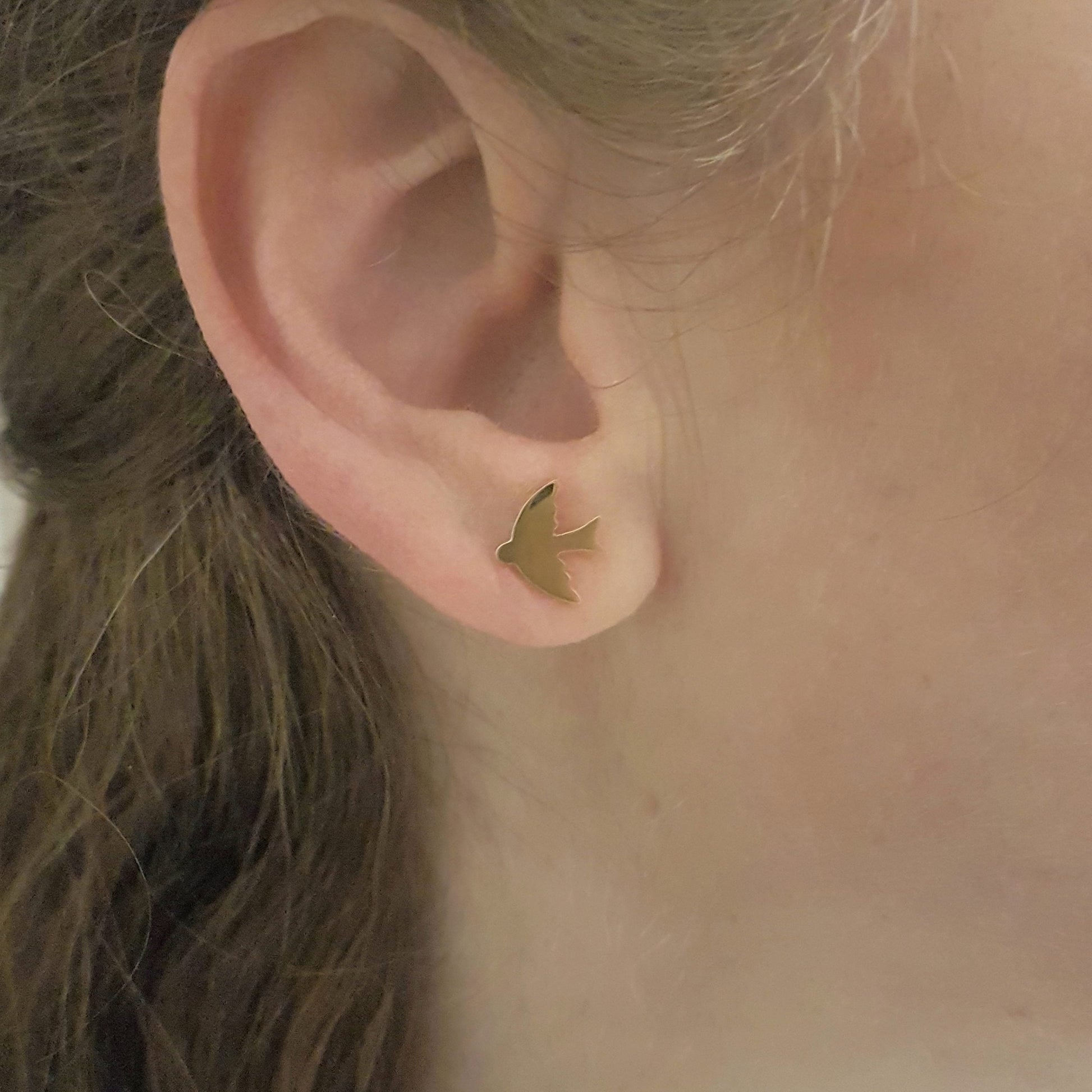 14K Real Solid Gold Swallow Stud Earrings for Women Best Birthday Gift Tiny Bird Animal Jewelry