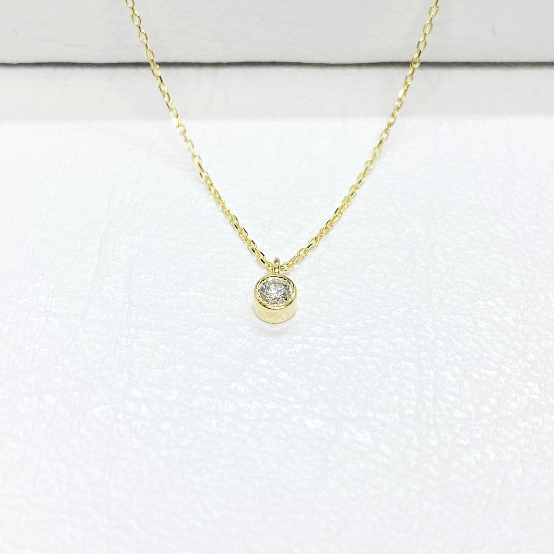 14K Solid Gold Diamond Necklace for Women , Solitaire Diamond Pendant Necklace, Minimalist Diamond Jewelry , Christmas Gift for her