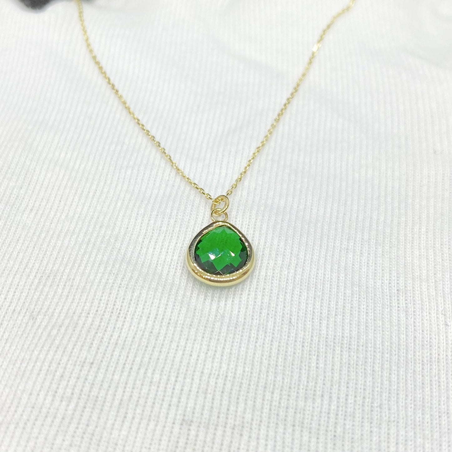 14K Solid Gold Emerald Birthstone Necklace for Women, Gift for her, May Birthstone , Mother's Day gift ,Christmas Gifts,Birthstone Jewelry