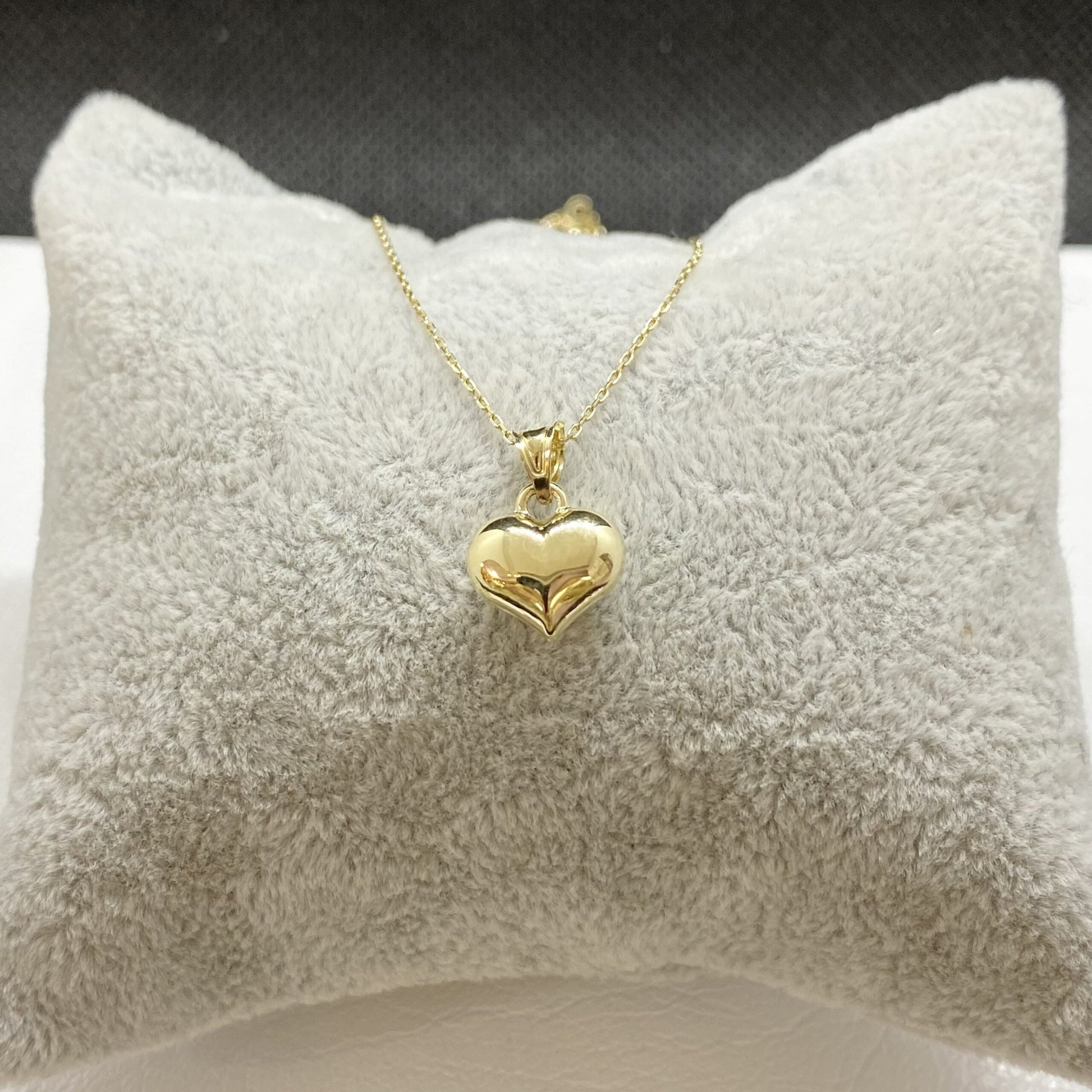 14K Solid Gold Heart Necklace for Women , Cute Dainty 3D Curved Heart Pendant , Stunning Gold Puff Heart Pendant On Chain ,Gift for her
