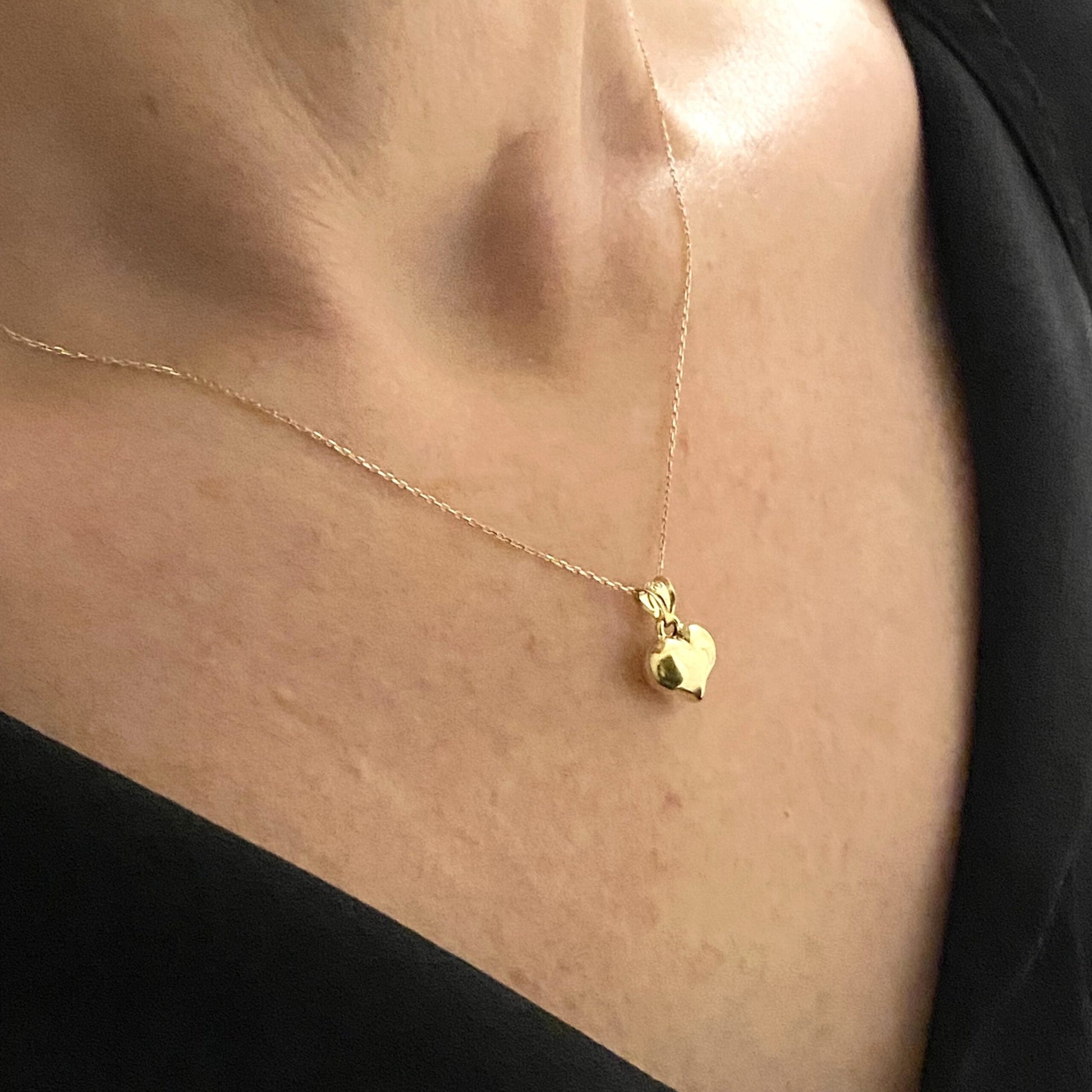 14K Solid Gold Heart Necklace for mom , Cute Dainty 3D Curved Heart Pendant , Stunning Gold Puff Heart Pendant On Chain ,Gift for her