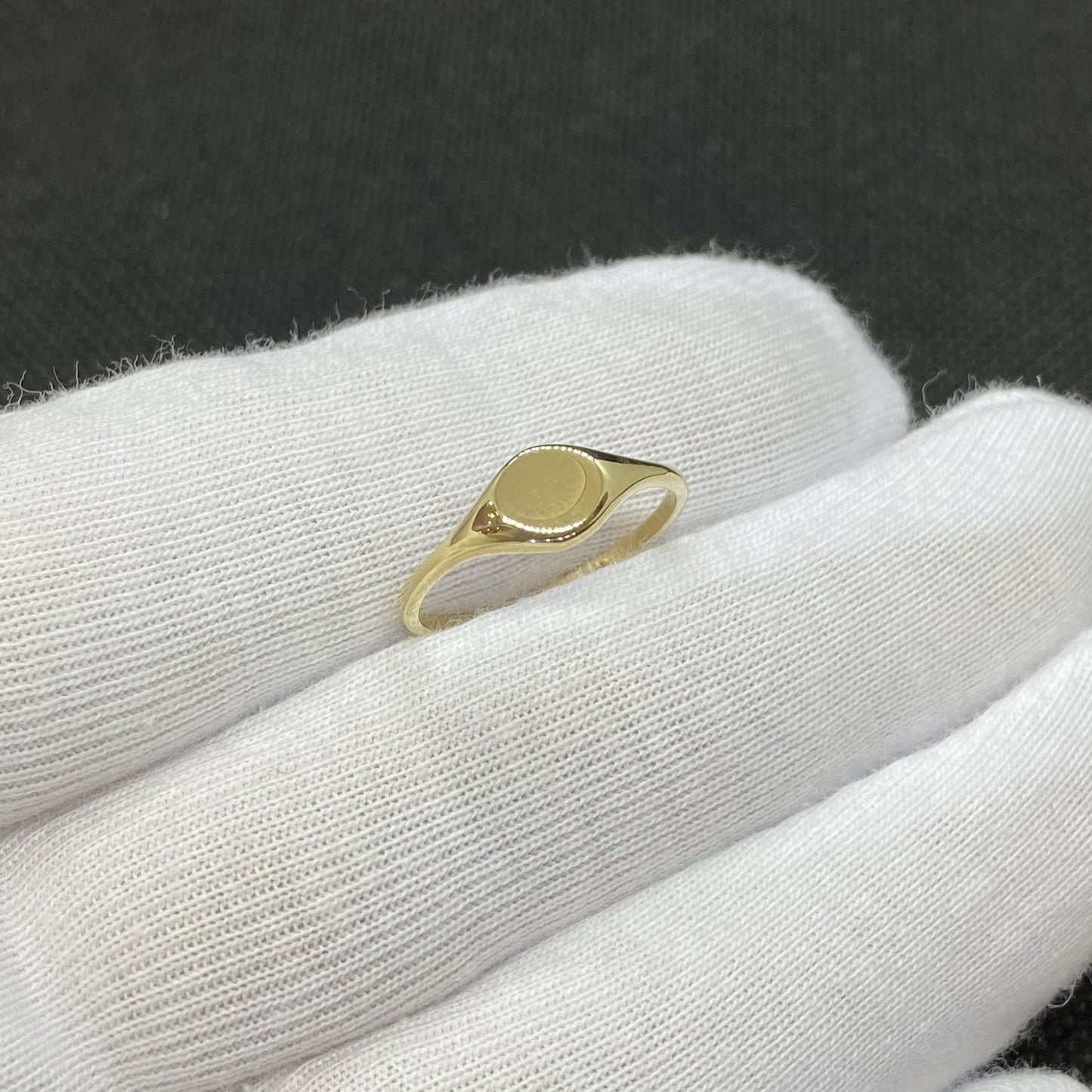 14K Solid Gold Oval Signet Ring for Women, Solid Gold Signet Ring , Oval Statement Ring, Gold Stacking Ring , 14k Solid Gold Ring, Custom