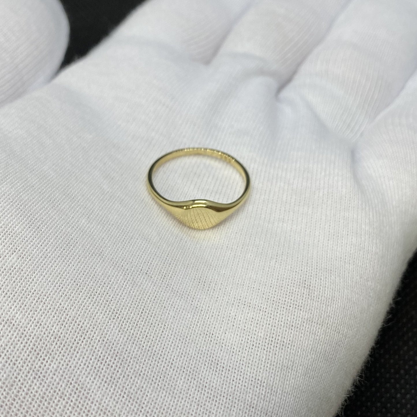 14K Solid Gold Oval Signet Ring for Women, Solid Gold Signet Ring , Oval Statement Ring, Gold Stacking Ring , 14k Solid Gold Ring, gift for her