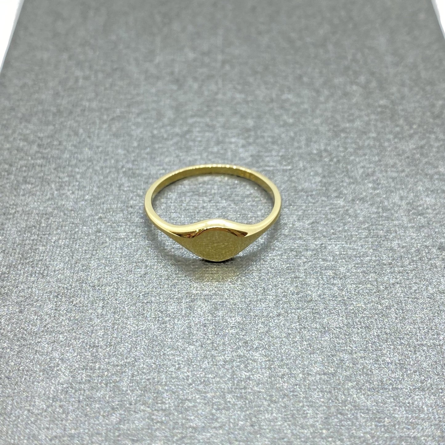 14K Solid Gold Oval Signet Ring for Women, Solid Gold Signet Ring , Oval Statement Ring, Gold Stacking Ring , 14k Solid Gold Ring, Mother's Day gift