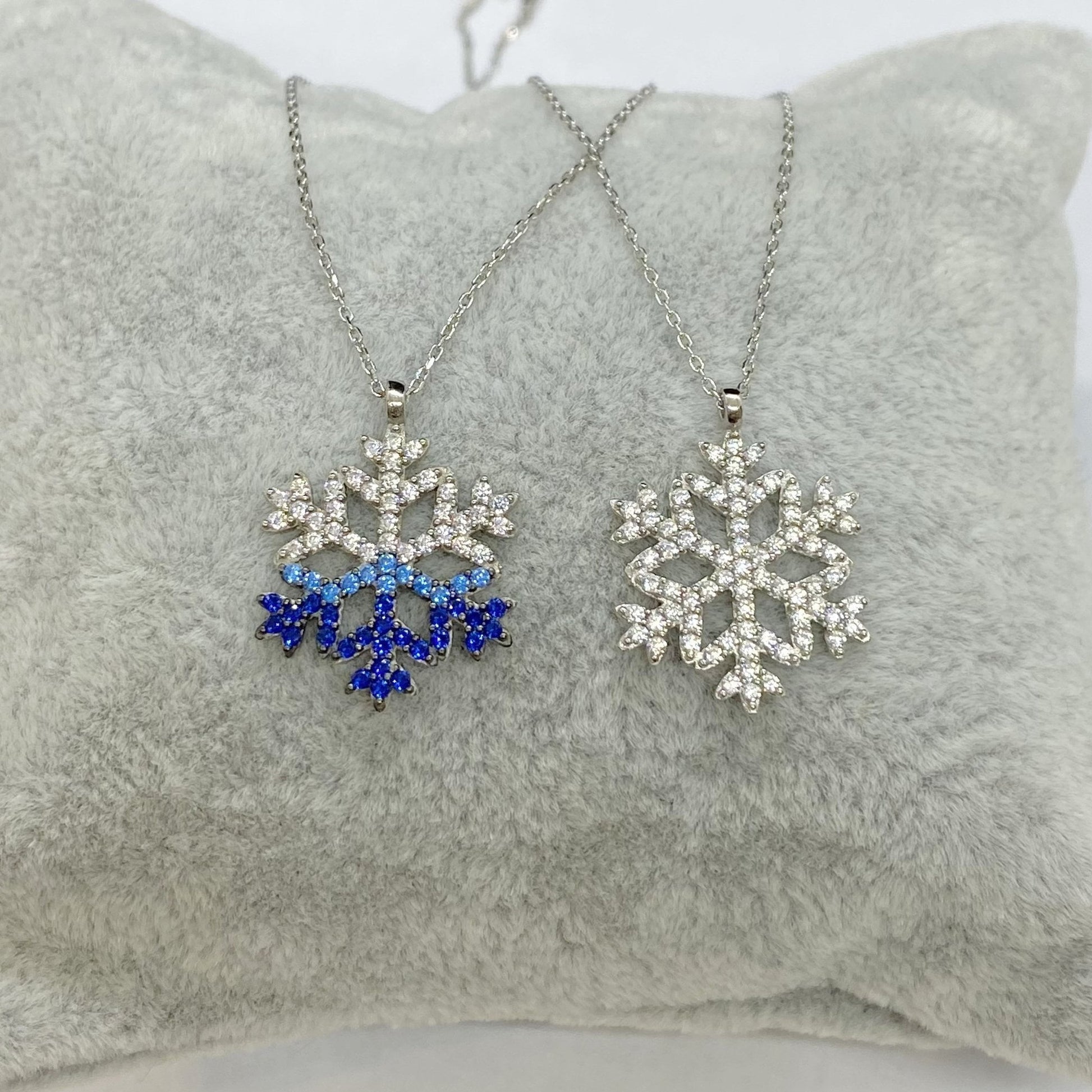 925K Sterling Silver Snowflake Pendant Necklace for Women , CZ Pave Silver Necklace , Winter Snowflake Jewelry, Dainty Necklace for her