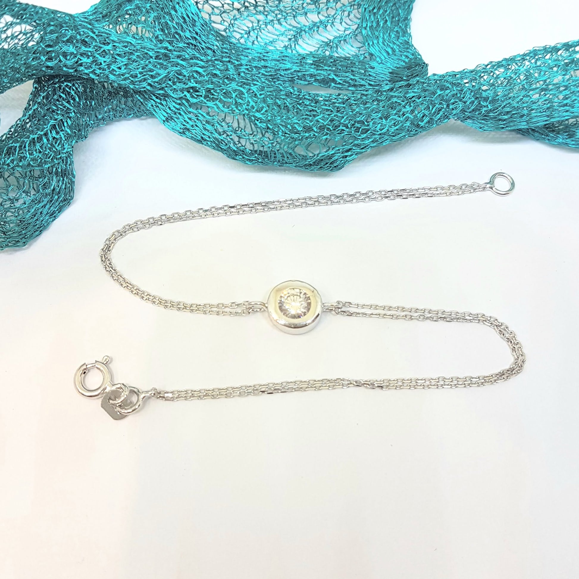 Round Bezel Bracelet with Zirconia Stone 14K White Solid Gold Charm Dainty Jewelry for Women