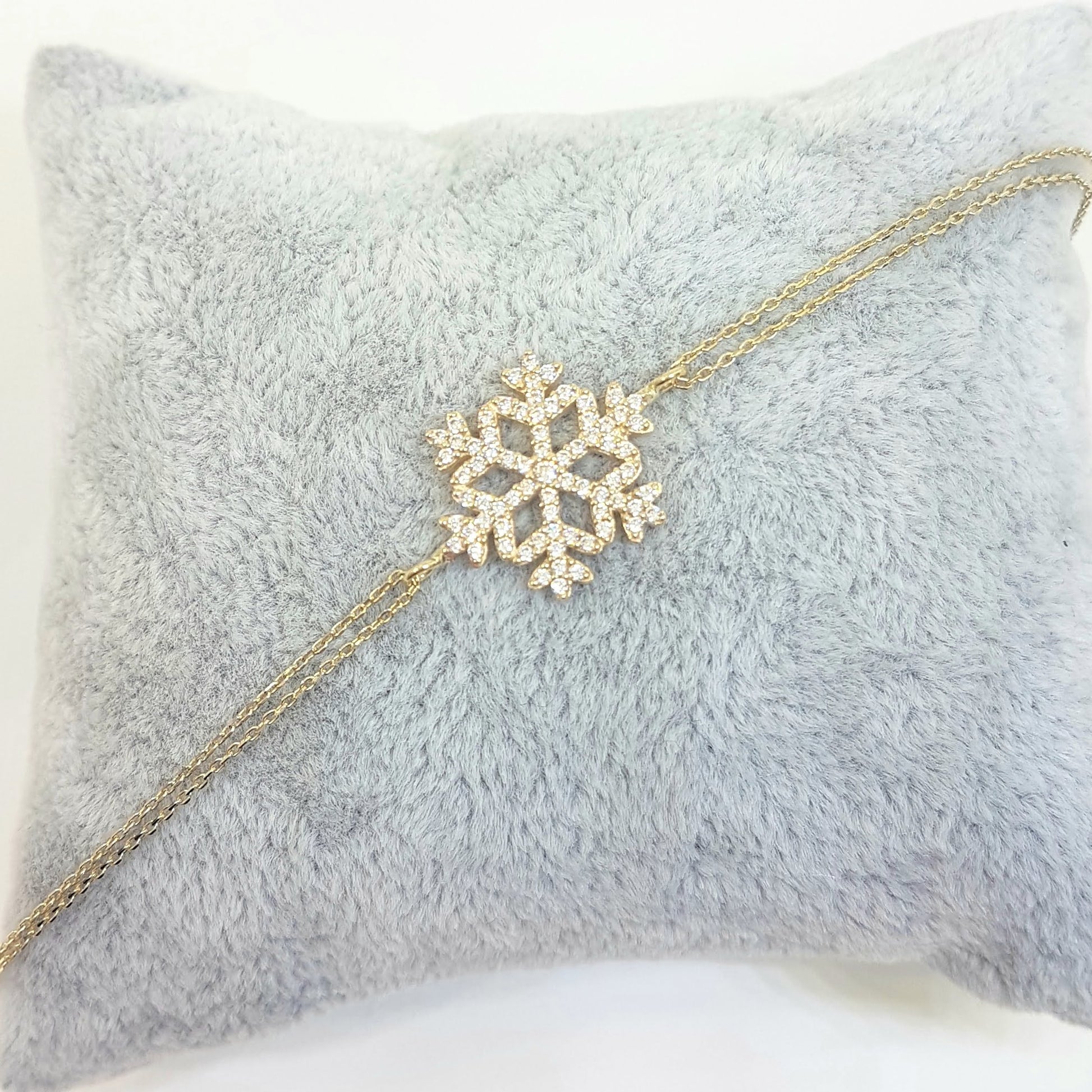 14K Real Solid Gold Snowflake Design with White Zirconia Stones Cute Elegant Dainty Charm Delicate Trendy Bracelet Best Birthday Gift for Women Jewelry