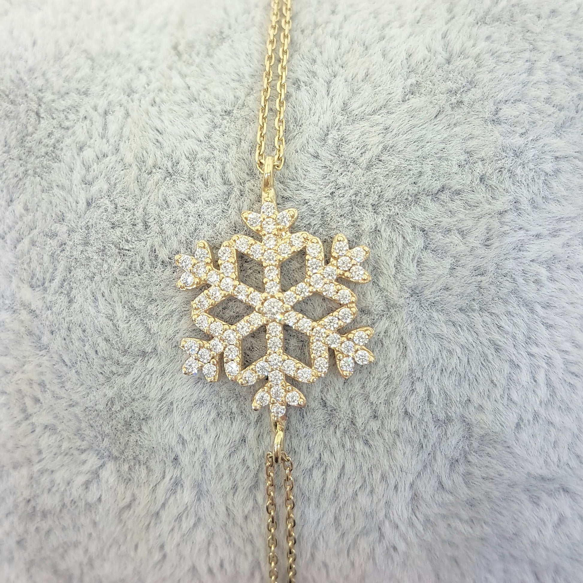 14K Real Solid Gold Snowflake Design with White Zirconia Stones Cute Elegant Dainty Charm Delicate Trendy Bracelet Best Birthday Gift for Women Jewelry