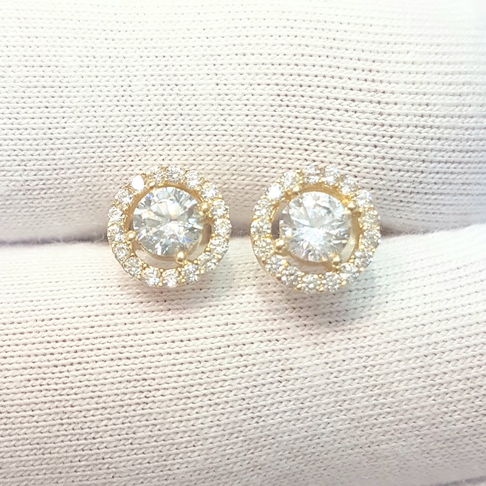 Solitaire Round with Halo Stud Earrings for Women 14K Real Solid Gold Cubic Zirconia Stones