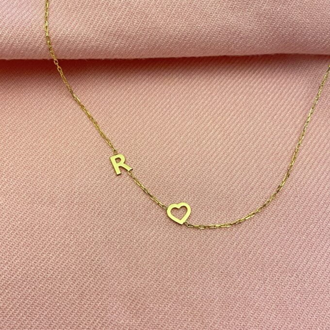 Heart Initial Necklace , Heart Letter Necklace , Custom Letter Necklace , Initial Necklace With Heart , Personalized Gift for her