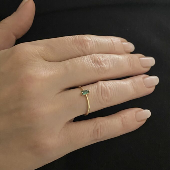14K Solid Gold Baguette Emerald Ring for Women , CZ Baguette Cut Emerald Ring , May Birthstone Ring , Minimalist Ring , Xmas gift for her